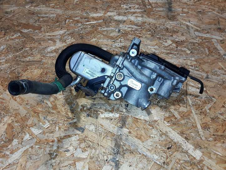 Renault Megane III (2009 - 2016)  8201027384 Клапан EGR