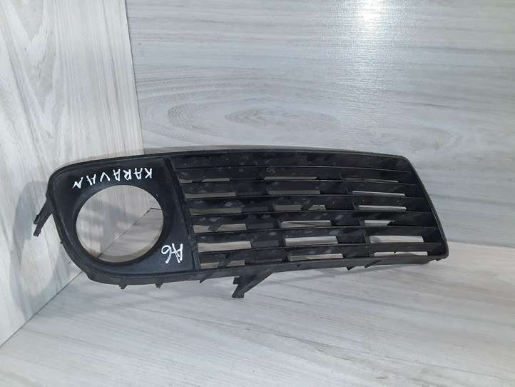 Audi A6 (1997 - 2001)   Декоративная решётка противотуманной фары