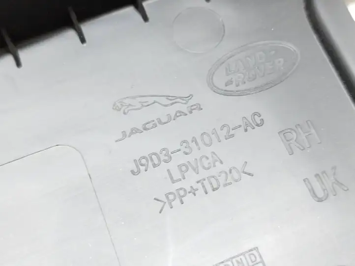 Jaguar I-Pace (2018 - ) J9D331012AC Прочая отделка багажника — фото 2