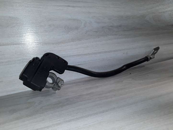 BMW 1 E81 E87 (2004 - 2011)  9164352 Предохранитель