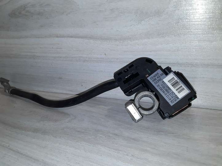 BMW 1 E81 E87 (2004 - 2011)  9164352 Предохранитель