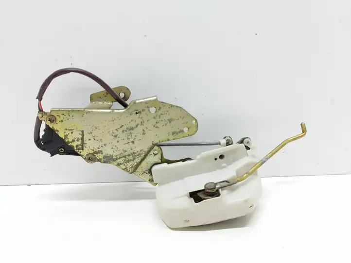 Suzuki (2006 - ) Замок задней двери — фото 1