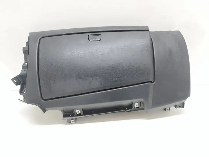 BMW 1 E81 E87 (2004 - 2011) 7135696 Вещевой ящик — фото 1