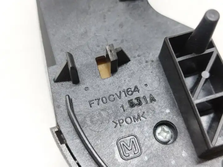 Toyota Prius (XW20) (2003 - 2009) F70CV164 Кнопки на рулевом колесе — фото 2