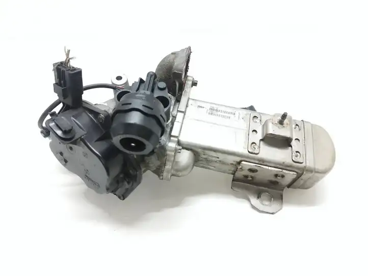 Ford Kuga II (2013 - 2019) V29004027 Охладитель клапана EGR — фото 1