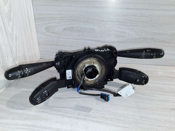 Peugeot 5008 (2009 - 2013)  LK1002280416 Комплект ручек