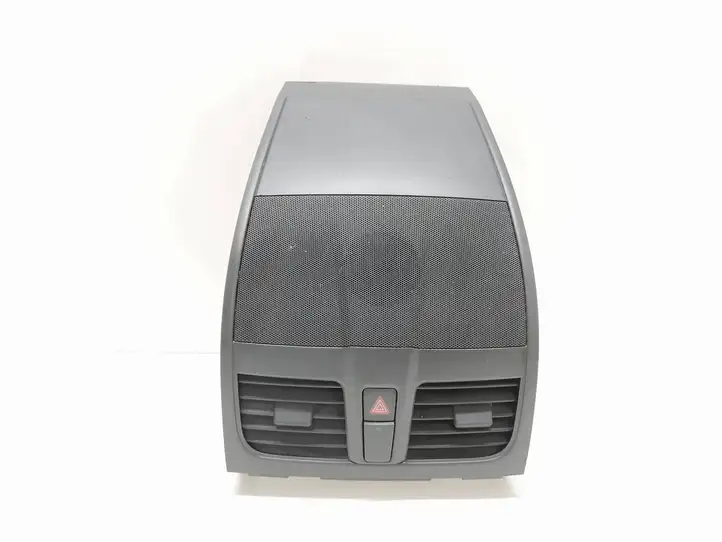 Suzuki SX4 (2009 - 2013) 7382380J10 Центральный воздушный дефлектор — фото 1