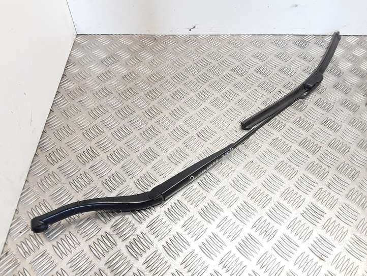 Opel Vectra (2005 - 2009)  13188258 Ножка стеклоочистителей лобового стекла