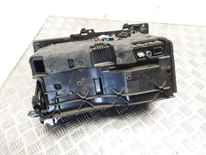 Mercedes-Benz E W212 (2009 - 2016)  A2126802491 Ящик для вещей