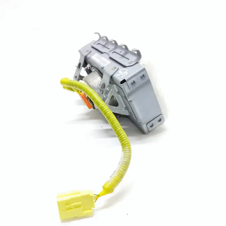 Toyota Prius (XW20) (2003 - 2009) 8214047020 Подушка безопасности пассажира — фото 3