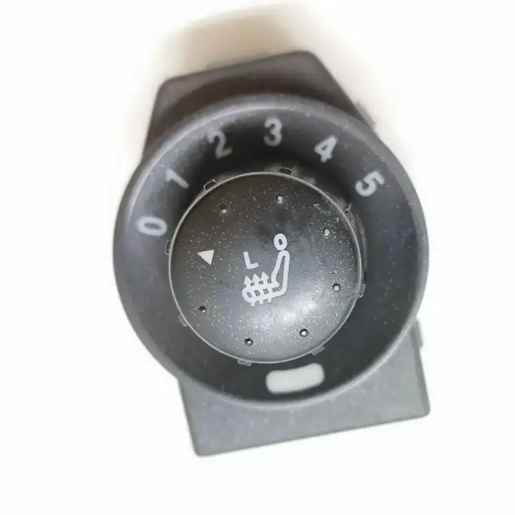SsangYong Rexton (2007 - 2012) Включатель обогрева — фото 1
