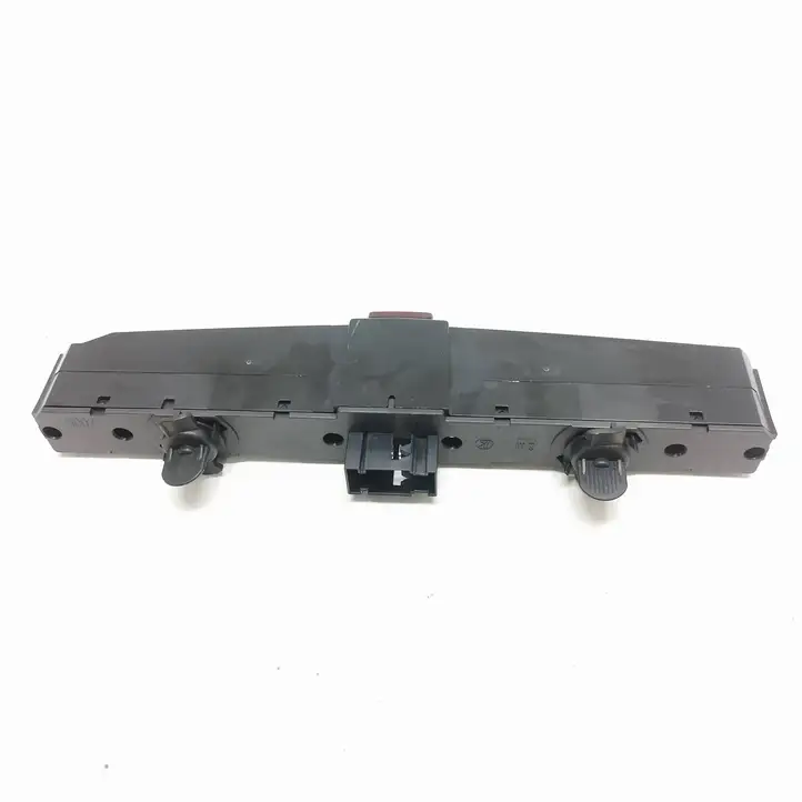 Opel Astra H (2004 - 2009) 03758075 Включатель аварийных фонарей — фото 3
