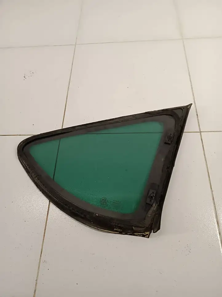 Seat Altea XL (2004 - 2015) 43R000301 Форточка двери — фото 2
