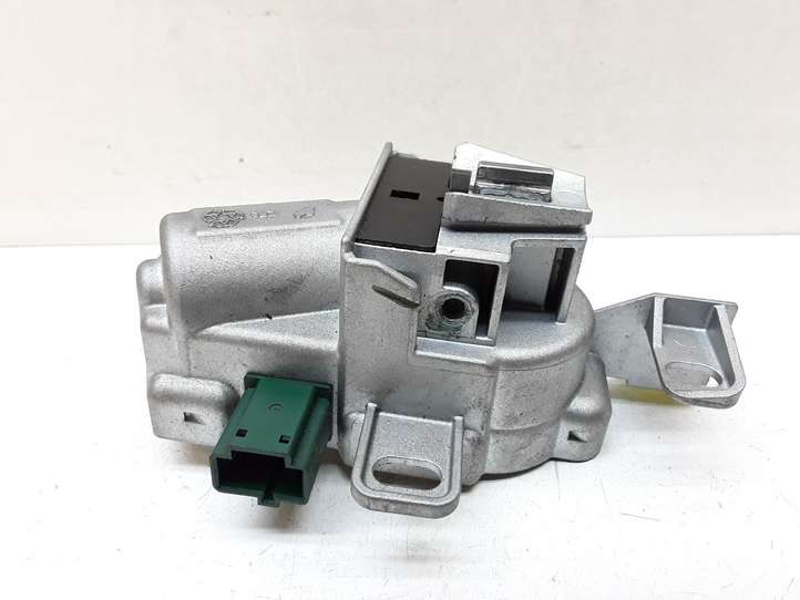 Volvo V70 (2007 - 2013)  P30793238 Замок руля