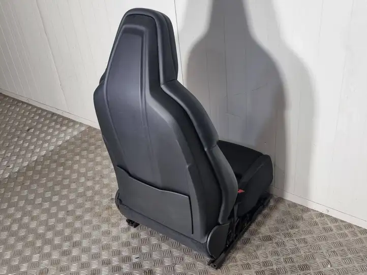 Porsche Cayenne (9Y0 9Y3) (2018 - ) 9Y0557C01 Переднее сиденье водителя — фото 4