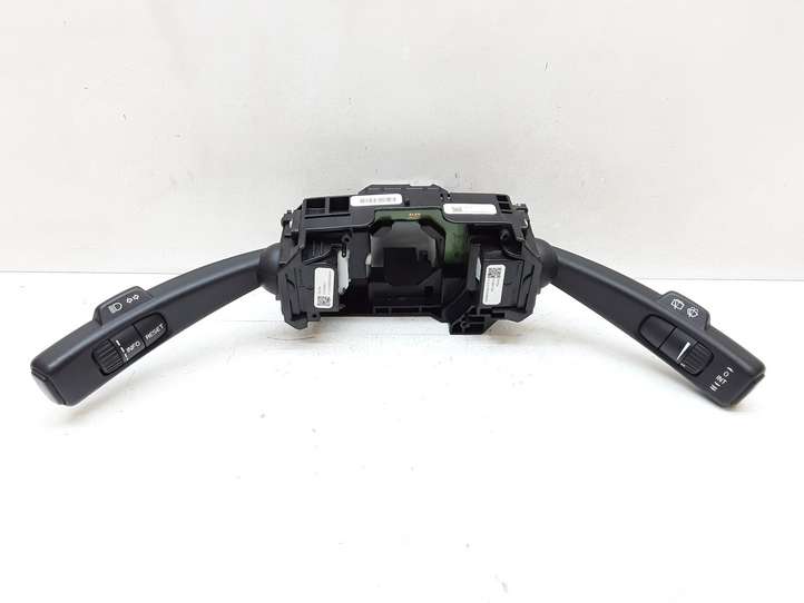 Volvo V70 (2007 - 2013)  31334647 Комплект ручек