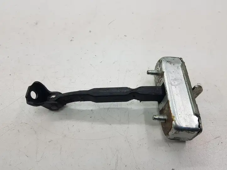 Toyota Corolla Verso AR10 (2004 - 2009) Ограничитель задней двери — фото 1