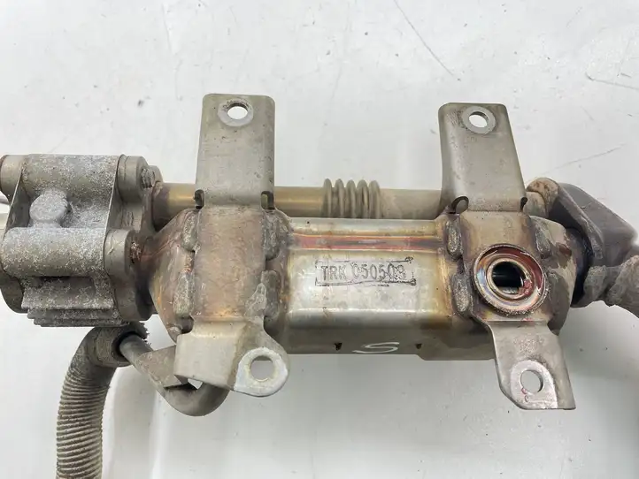 Toyota Corolla Verso AR10 (2004 - 2009) 256800R020 Охладитель клапана EGR — фото 3