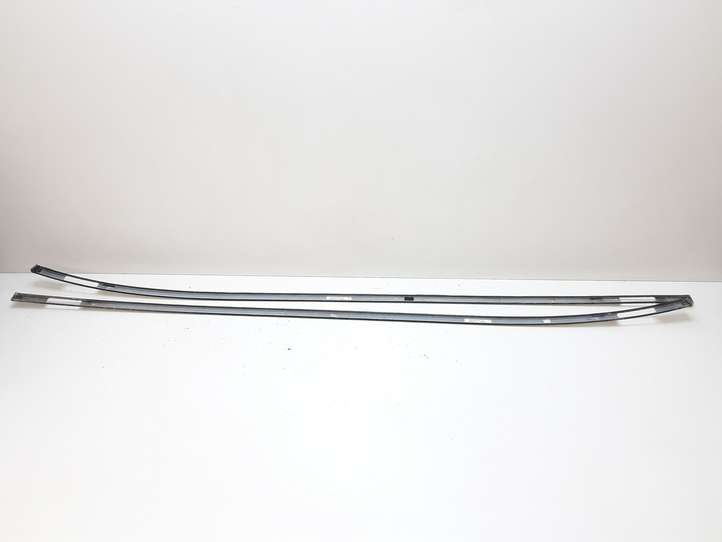 Volvo V50 (2004 - 2008)  39982772 Звукоизоляция крыши