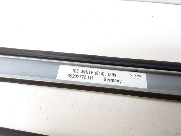 Volvo V50 (2004 - 2008)  39982772 Звукоизоляция крыши