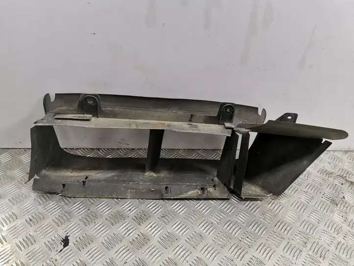 Ford Focus (2011 - 2015) BM518314C Дефлектор воздуха — фото 1