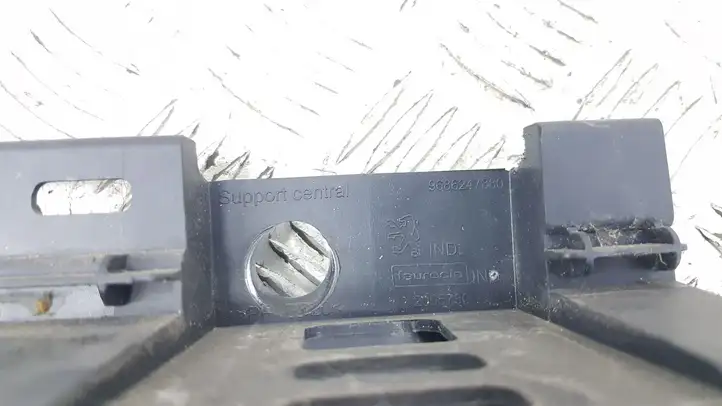 Peugeot 5008 (2009 - 2013) 9686247380 Кронштейн заднего бампера — фото 2
