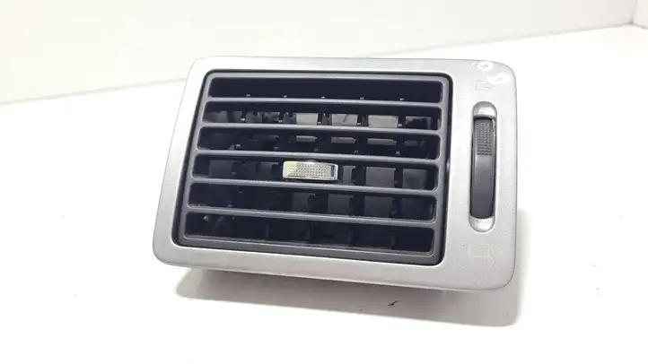 Peugeot 307 CC (2001 - 2005) 9634498977 Боковой воздушный дефлектор — фото 3