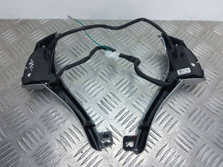 Nissan Qashqai (2013 - 2017)  874A Кнопки рулевого колеса