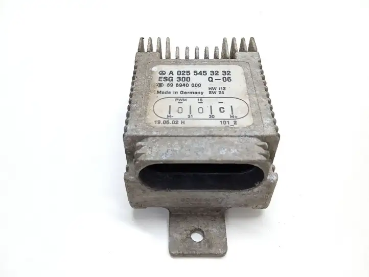 Mercedes-Benz A W168 (1997 - 2004) A0255453232 Реле вентилятора охлаждения — фото 1
