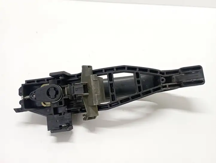 Ford Focus (2005 - 2008) R224A36AD Наружная ручка двери — фото 2