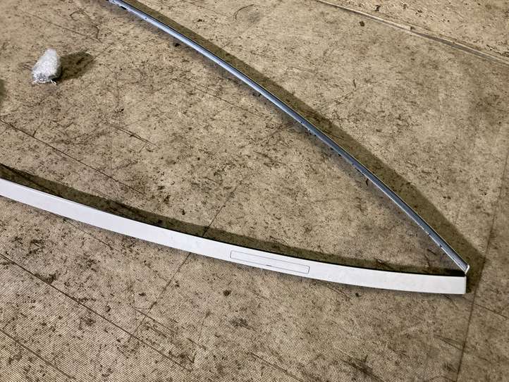 BMW 5 F10 F11 (2009 - 2016)  51137361299 Звукоизоляция крыши