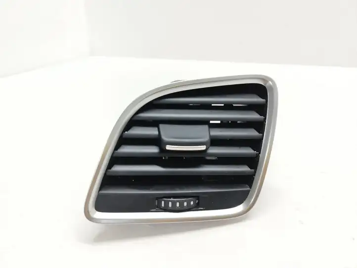 Audi Q3 8U (2011 - 2014) 8U1820901C Боковой воздушный дефлектор — фото 1