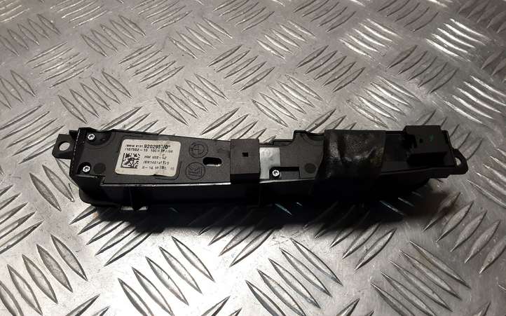 BMW 5 F10 F11 (2009 - 2016)  9202951 Другие включатели / ручки/ переключатели