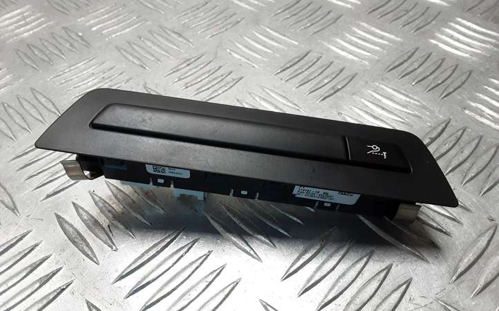 BMW 5 F10 F11 (2009 - 2016)  9220050 Другие включатели / ручки/ переключатели