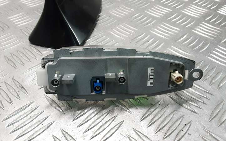 BMW 5 F10 F11 (2009 - 2016)  9141461 Антенна (антенна GPS)