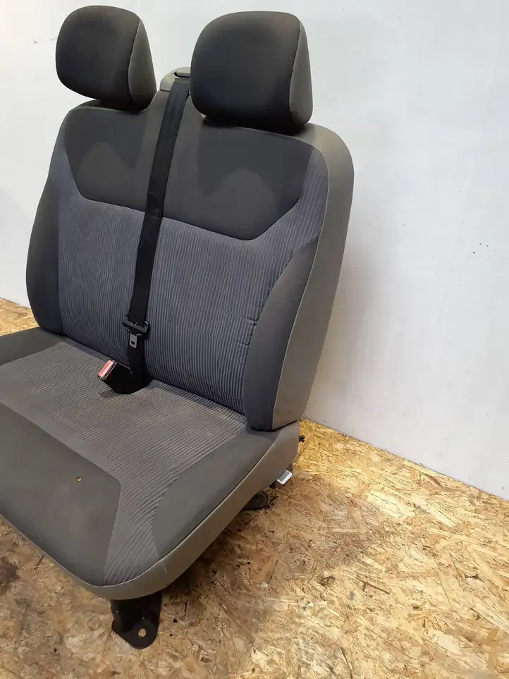 Renault Trafic II (X83) (2002 - 2014) Переднее двойное сиденье — фото 3