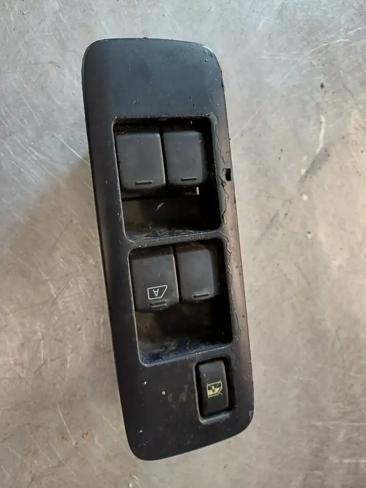 Nissan Qashqai (2006 - 2010) 25401JD00A Кнопка стеклоподъемников — фото 1