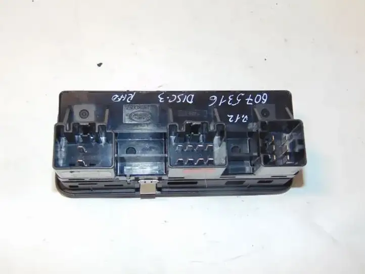 Land Rover Discovery 3 - LR3 (2004 - 2009) YUD501560PVJ Блок кнопок стеклоподъемников — фото 4