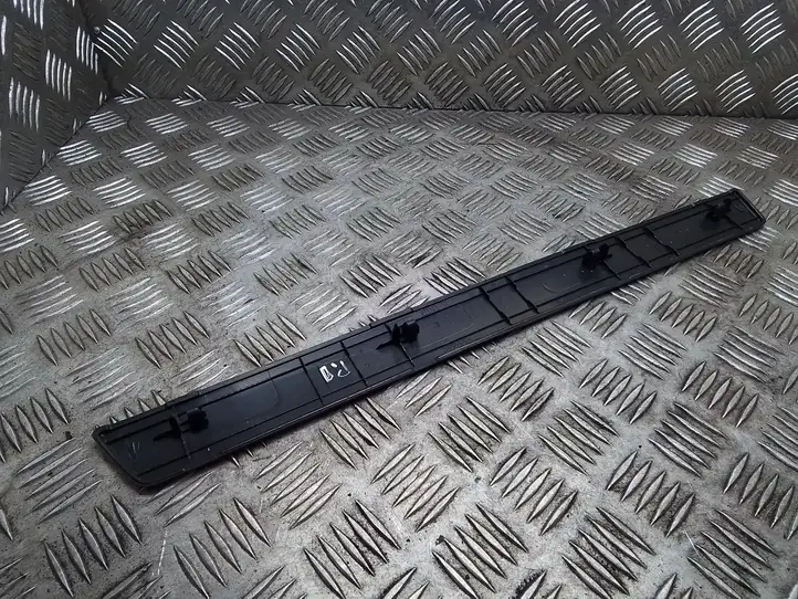 Toyota Prius+ (ZVW40) (2011 - 2018) 6791147050 Внутренняя отделка переднего порога — фото 2