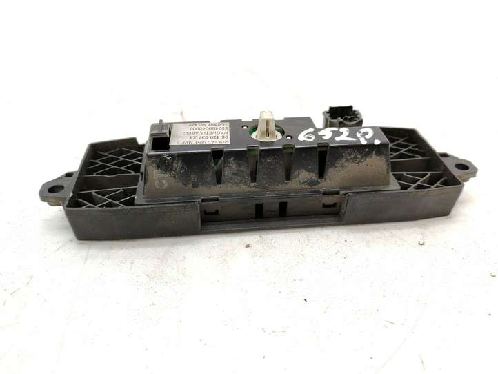Citroen Berlingo (2003 - 2007)  96439997XT Экран/ дисплей / маленький экран