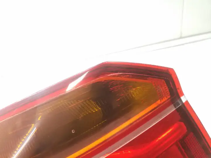 BMW X1 F48 F49 (2015 - 2022) 735071510 Задний фонарь в кузове — фото 3