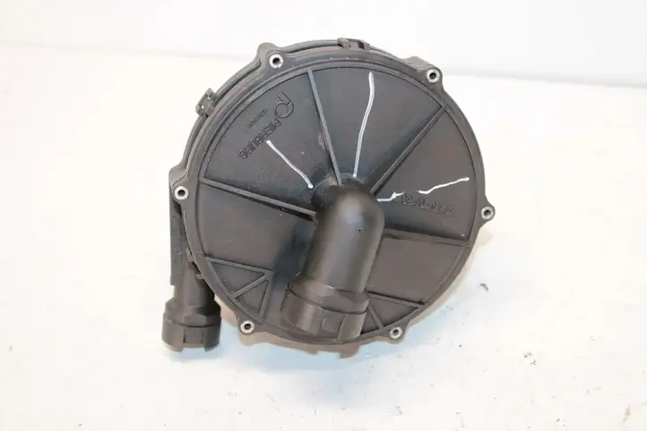 Audi A3/S3 8L (2000 - 2003) 078906601D Насос вторичного воздуха — фото 3