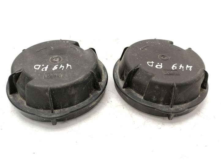 Peugeot 307 (2001 - 2005)  88204985 Крышка передней фары