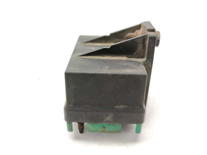 Peugeot 307 (2001 - 2005)  9639912580 Реле подогрева свеч