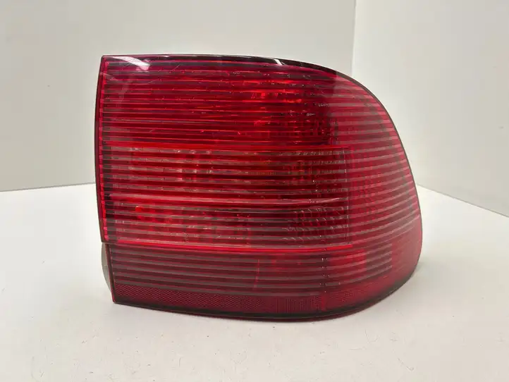 Porsche Cayenne (9PA) (2002 - 2010) 7L5945096A Задний фонарь в кузове — фото 1