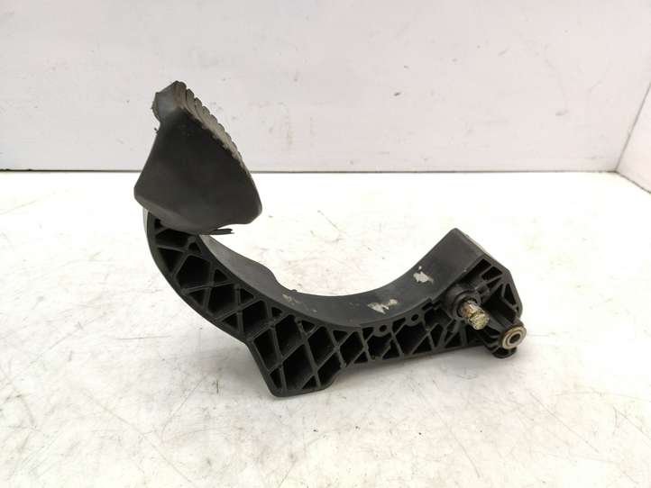 Peugeot 307 (2001 - 2005)  10359413 Педаль сцепления