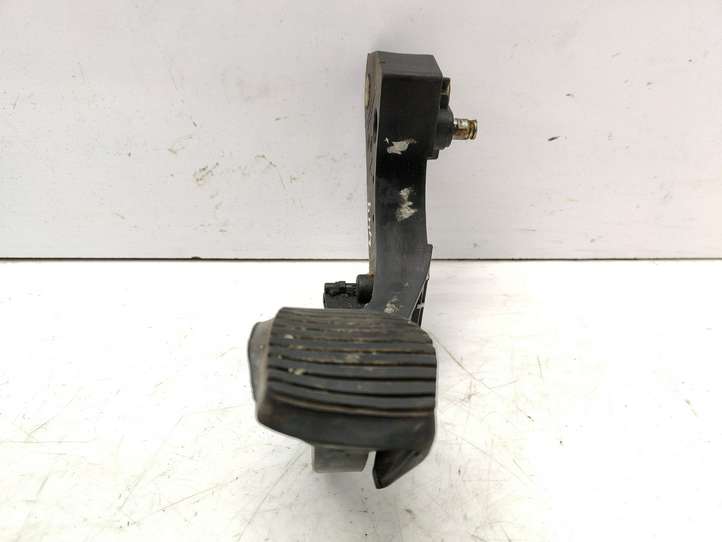 Peugeot 307 (2001 - 2005)  10359413 Педаль сцепления