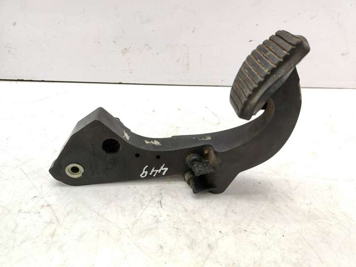 Peugeot 307 (2001 - 2005)  10359413 Педаль сцепления