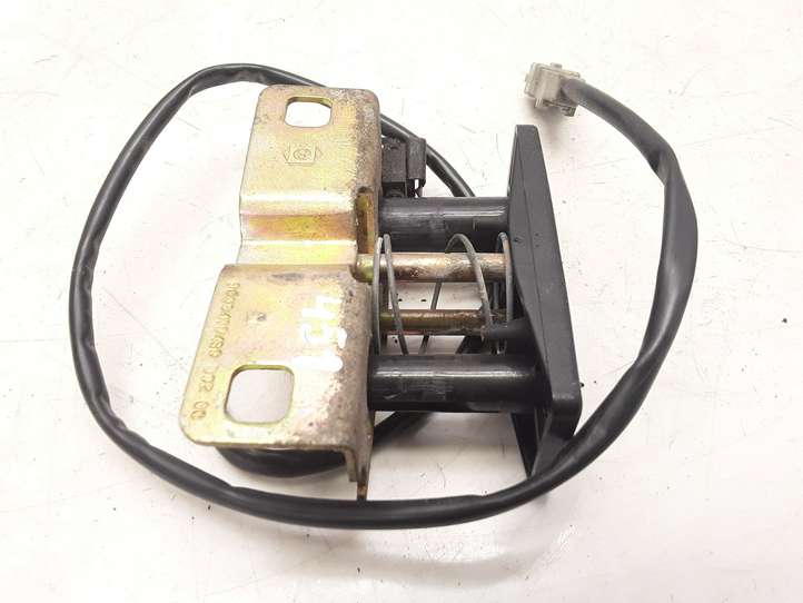 Peugeot 406 (1999 - 2006)  9608410480 Замок задней крышки