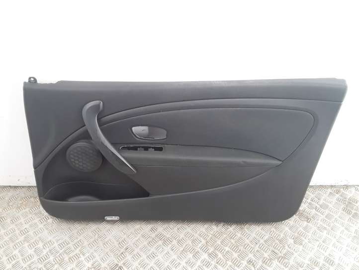 Renault Megane III (2009 - 2016)  809007021R Обшивка передней двери